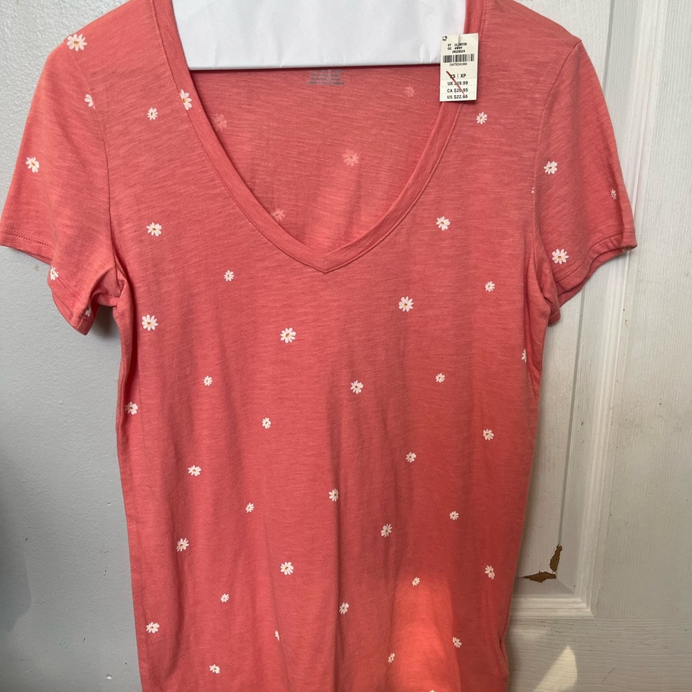 PINK Victoria’s Secret Women's V-Neck Top with Daisy Print